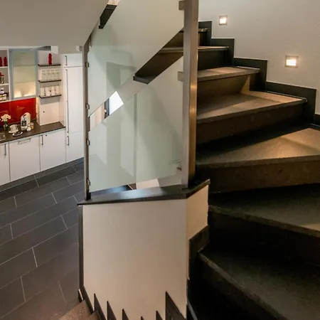 Apartment Komfort-wohnung Family-loggia Bei Fam Horster Bensheim